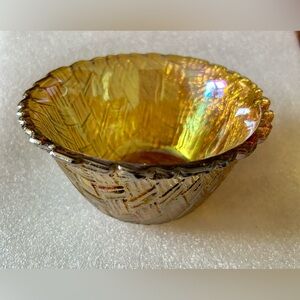 VTG Carnival Glass Marigold Basket Weave Bowl